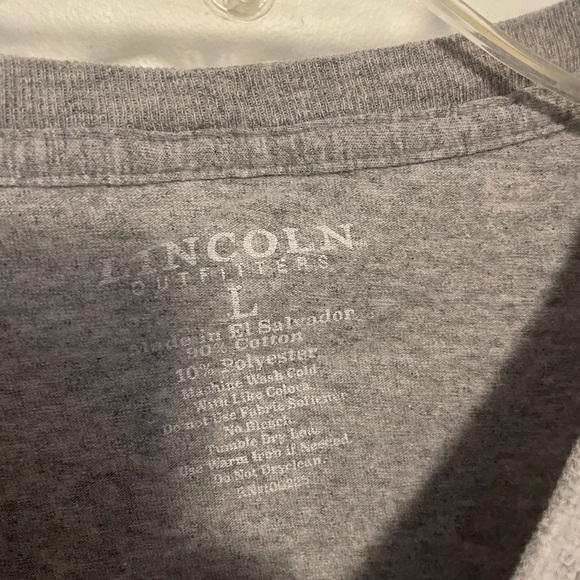 Lincoln Gray Short Sleeve Men's Tee - Picture 3 of 4